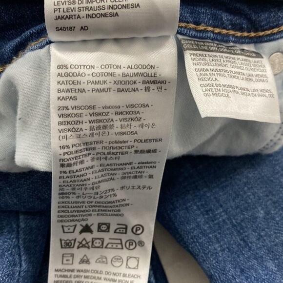 Levis Boyfriend Jeans Distressed Cropped Medium Wash Blue Denim Stretch Size 30 - Picture 6 of 11